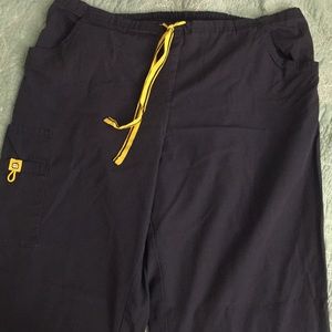 Wonderwink XLT scrub pants